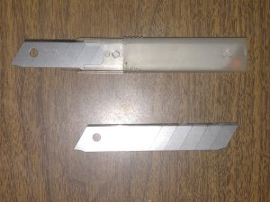 Utility knife blades
